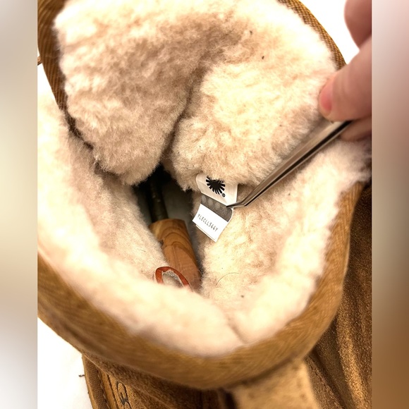 Ugg Men’s Neumel Chukka Chestnut Boots sz 12 flawed - Picture 6 of 16